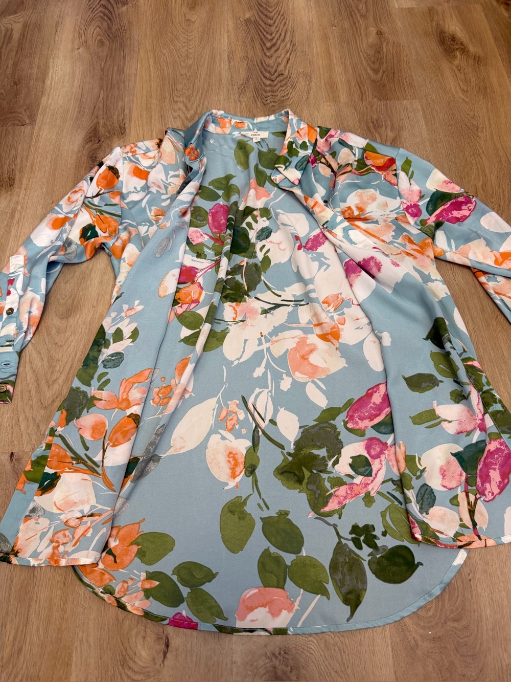 entro Light Blue Floral Print Oversized Button-Down Shirt - Picture 7 of 8
